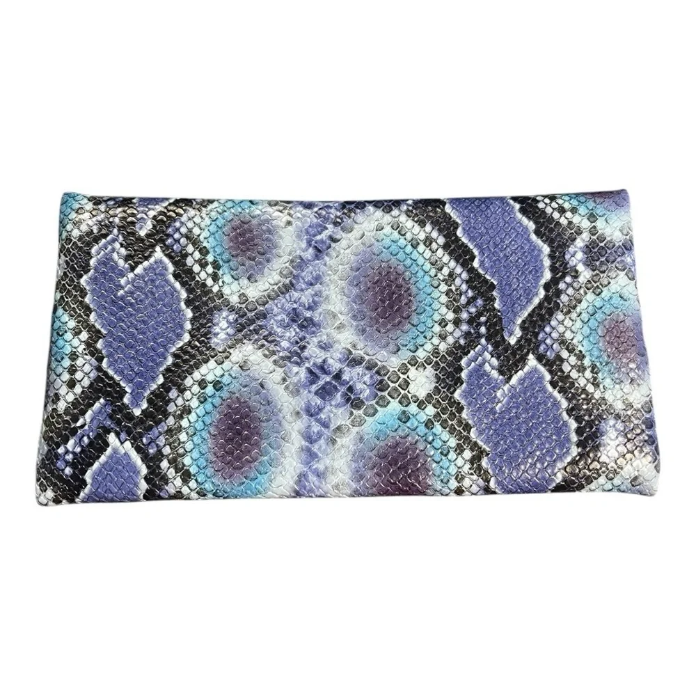 Stylish Makeup Junkie Bag – Snake Print
